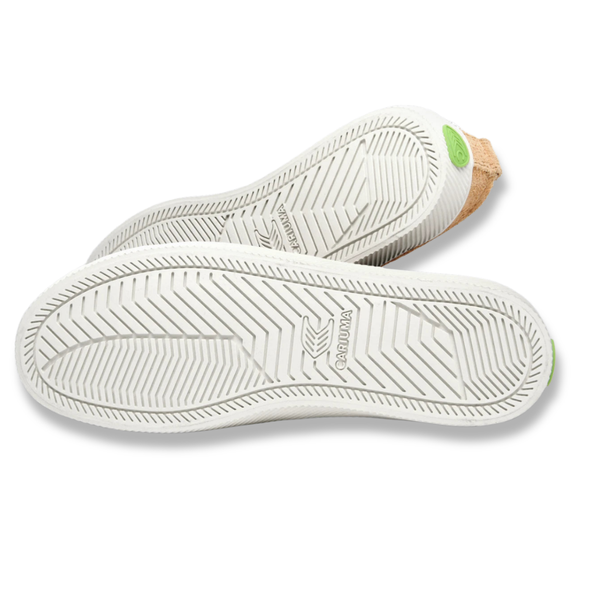 Cariuma Oca Low Hairy Suede