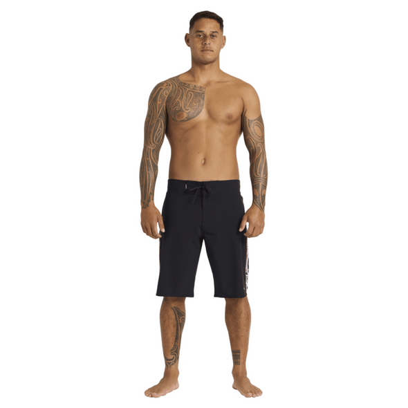 Quiksilver Tai Kehu Takarangi Boardshort 20"
