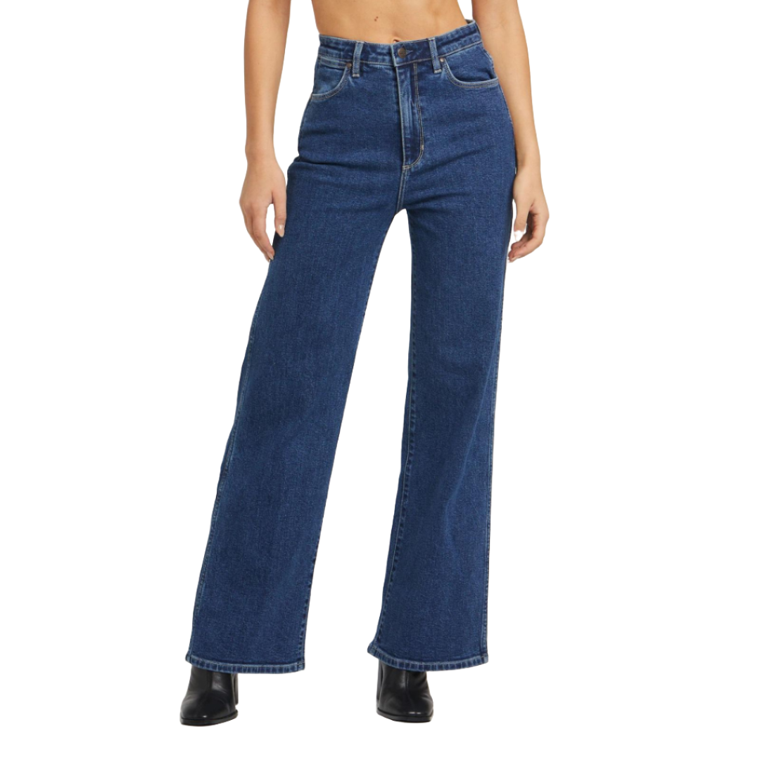 Wrangler hi 2025 bells jeans